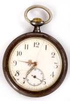 Antik svájci zsebóra, sérült porcelán számlappal, nem működik, dobozban, d: 4,5 cm