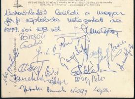 1979 A magyar férfi röplabda-válogatott tagjainak aláírásai az EB-ről küldött képeslapon: Börcsök Csaba, Hoboth Sándor, Magyar Zoltán, Mondi József, Nagya Lajos, Nagy Péter, Szabó Kálmán, stb.