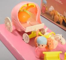 Pin Pon játék babaház, eredeti dobozában 22 cm