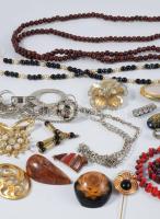 Zacskónyi vegyes bizsu ékszer