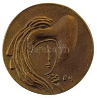 Borsos Miklós (1906-1990) 1986. "Budapesti Könnyűipari Szövetkezetek Szövetsége - BNV 1986" kétoldalas, öntött bronz emlékérem (73mm) T:AU Hungary 1986. "Budapesti Könnyűipari Szövetkezetek Szövetsége - BNV 1986" double-sided, cast bronze commemorative medallion (73mm) C:AU