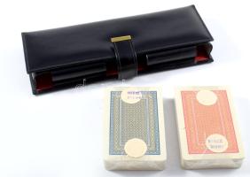 Francia kártyapakli pár, tartóban