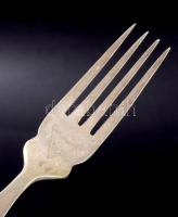 6 személyes ezüst (Ag) nyelű süteményes készlet, jelzés nélkül, h: 19-21 cm