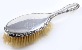 Ezüst (Ag) borítású kefe, jelzett, h: 24 cm