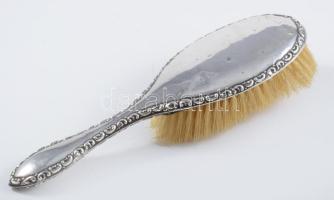 Ezüst (Ag) borítású kefe, jelzett, h: 24 cm