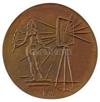 Borsos Miklós (1906-1990) 1975. "Miskolci Filmfesztivál 1975" kétoldalas bronz emlékérem (88mm) T:AU