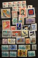 Kis hagyaték 1 db A/4-es és 3 db közepes berakóban + régi albumban, amatőr gyűjtésből. Érdemes megné...