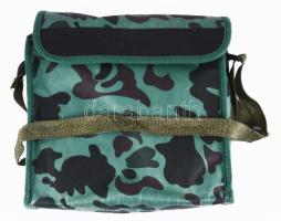 Modern távcső, tokjában, 17x17 cm