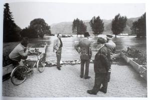 Bukowski, Charles: Shakespeare ilyet nem csinált. Michael Montfort fotóival. Bp., 2011, Carthaphilus...