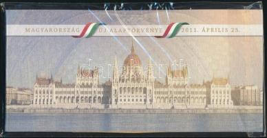 2011 Magyarország új alaptörvénye blokk kristályos változat eredeti csomagolásban (11.000)