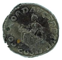 Római Birodalom 162-163 / Marcus Aurelius / Róma / Denarius Ag (3,24g) T:XF
Roman Empire 162-163 / ...