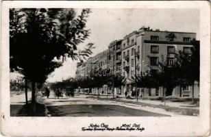 1941 Újvidék, Novi Sad; Bulevar Kraljice Marije / utca, automobil / street, automobile (EK)
