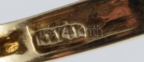 Fehér- és sárga arany (Au) fülbevaló pár, 14k, jelzett, nettó 7,3g