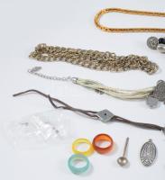 Zacskónyi vegyes bizsu tétel, jó darabokkal