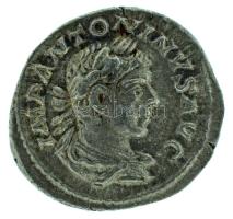 Római Birodalom 219 / Heliogabalus / Róma / Antoninianus Ag (2,70g) T:XF Roman Empire 219 / Elagabalus / Rome / Antoninianus Ag "IMP ANTONINVS AVG / VICTORIA AVG" Victory walking left, holding wreath and palm (2,70g) C:XF RIC IV 162, Seaby RSC III 304