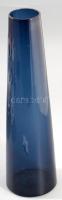 Anyagában kéken színezett váza, jelzés nélkül, hibátlan, m: 31 cm