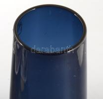 Anyagában kéken színezett váza, jelzés nélkül, hibátlan, m: 31 cm