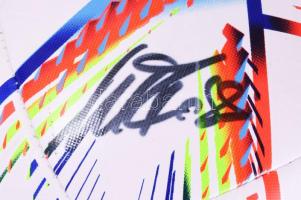 Marco Rossi (1964- ), a magyar labdarúgó-válogatott szövetségi kapitánya által aláírt focilabda