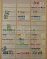 USA tartalmas rendező, több ezer bélyeg a klasszikusoktól 1969-ig, 2 db könyvkötészeti berakóban