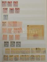 Több ezer Turul bélyeg 30 fehér lapos és 8 fekete lapos A4-es berakóban