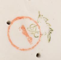 Porcelán tétel, Kispest és Drasche nyúlpár ernyő alatt + kis medve figura + bonbonier fedél nélkül