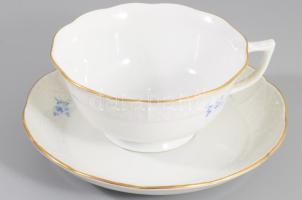 Herendi kék virágmintás csésze alátéttel. Jelzett, d: 14,5 cm