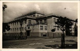 1943 Léva, Levice; Rendőrkapitányság / police department