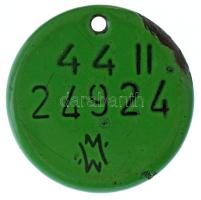 1941-1945 k. "Weisz Manfréd Művek (Dunai Repülőgépgyár?)" zománcozott dolgozói belépőjelvénye "44 II. 24924" számozással (45mm) T:XF,VF zománchiba