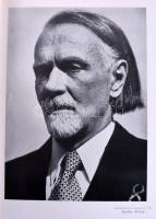 Művészfotók. Szerk.: Bencze Pál, Rév Miklós, Vadas Ernő. Bp., 1957, Műszaki, 6+138+16 p. Gazdag feke...