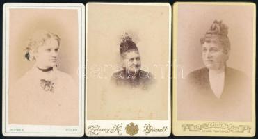 cca 1877-1890 Női portrék, 3 db keményhátú fotó Zelesny Károly pécsi műterméből, 10,5×6,5 cm