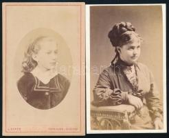 cca 1870 Hölgyek portréja, 2 db keményhátú fotó Exner Gyula és Exner Károly műterméből, 10,5×6,5 cm