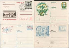 74 db magyar küldemény, közte sok tábori, kevés külföldi + 20 db használatlan magyar díjjegyes level...