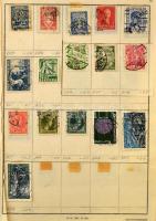 12 db futott cserefüzet oldalanként 20 bélyeghellyel, benne vegyes külföldi bélyegek tengerentúlival, dobozban