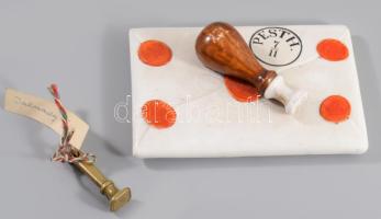 Dalmady Győző (1836-1916) jogász, költő porcelán levélnehezéke és pecsételője, 9x14 cm