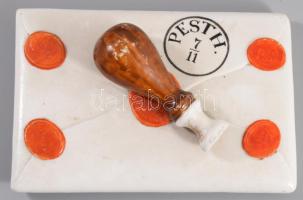 Dalmady Győző (1836-1916) jogász, költő porcelán levélnehezéke és pecsételője, 9x14 cm