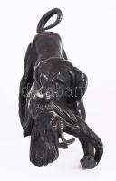 Vadászkutya, zsákmánnyal, Ón szobor ,15 cm