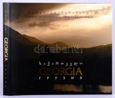 Edisherasvili, Sergo: Georgia. 2004. Kiadói kartonált kötés, papír védőborítóval, karton tokban, jó állapotban.