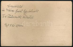 1927 A VI. kerületi Testedzők Köre női labdarúgói, fotólap, a hátoldalon feliratozva, 9x14 cm