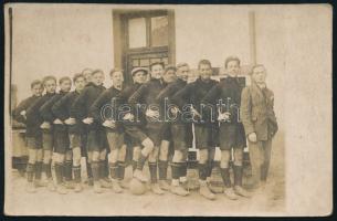 cca 1920-1930 Ifjúsági labdarúgócsapat csoportképe, fotólap, 8,5x13,5 cm