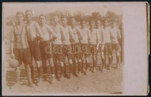 cca 1920-1930 Labdarúgócsapat csoportképe, fotólap, jelzés nélkül, 9x14 cm