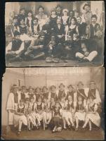 cca 1920-1930 Színtársulatokat ábrázoló fotók, 2 db, kissé sérült, 10x16 cm és 11,5x16,5 cm