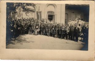 1906 Pitesti, Lyra song festival, group picture. photo (cut)