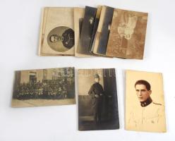 cca 1915-1945 Vegyes katonai fotólapok, 13 db, változó állapotban, 9x14 cm körül