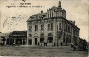 Nagymihály, Michalovce; Nagymihályi Kereskedelmi és Hitelbank R.T., üzletek. Ifj. Grünfeld Mór kiadása / bank palace, shops (EK)