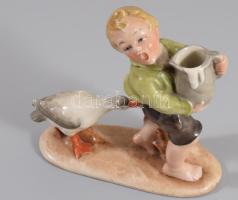 Wagner &amp; Apel Bertram fiút fenéken csípő liba. Jelzett, kézzel festett, hibátlan, m: 11 cm