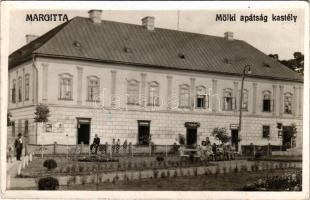 1942 Margitta, Marghita; Mölki apátság kastélya, Bradács Géza, Barnódi Gyula üzlete / abbey castle. photo + "Margitta p.u. levélszekrényből" (EK)
