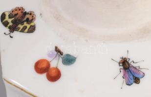 Herendi? fűszeres flaska. Kézzel festett, jelzés nélkül, kopással. Ca 1890. m 15 cm