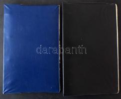 2 db üres kb. 60-60 férőhelyes képeslap berakó, 31,5 x 19,5 cm méretben