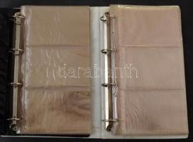 2 db üres kb. 60-60 férőhelyes képeslap berakó, 31,5 x 19,5 cm méretben