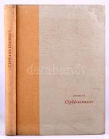 Dévényi József: Cipőáruismeret. Bp., 1960, Közgazdasági és Jogi Könyvkiadó. Kiadói félvászon kötés, ...